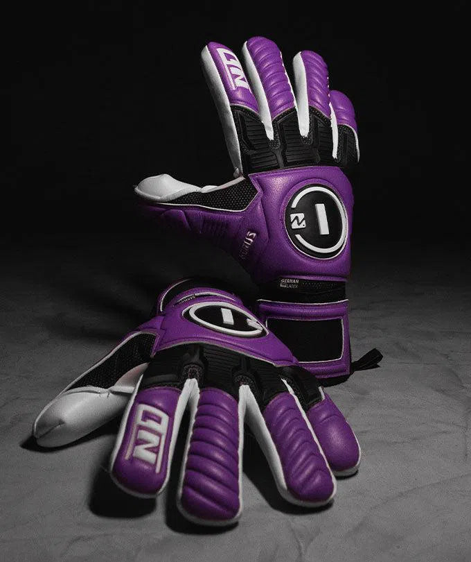 Luva de Goleiro Profissional N1 Horus