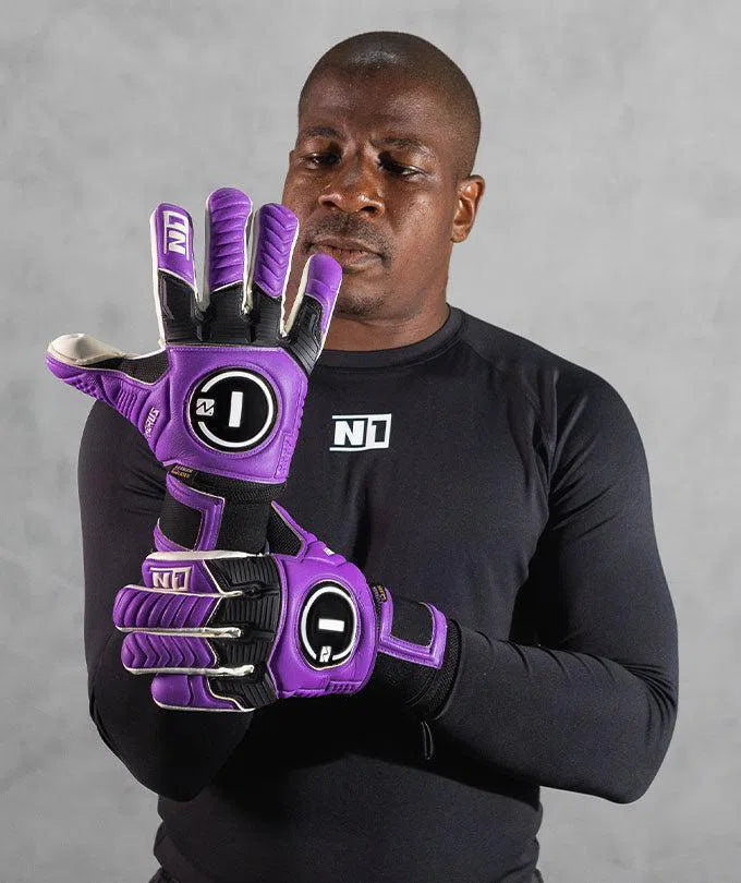 Luva de Goleiro Profissional N1 Horus